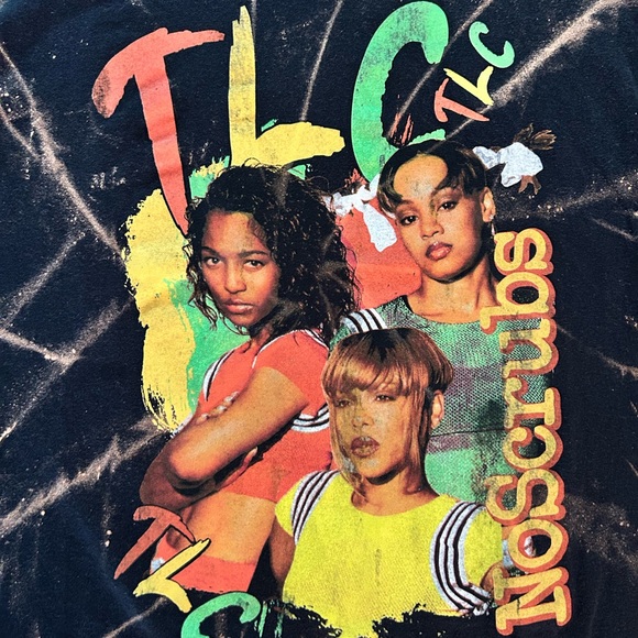 Levi, Aaliyah, and TLC shirts, lot of 3! - Picture 9 of 13